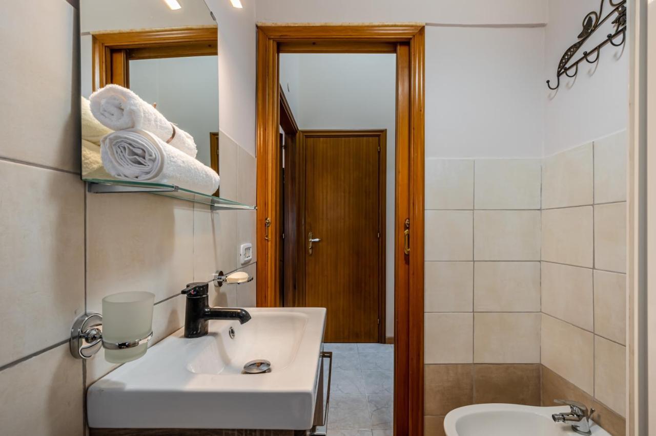 Catania Central And Comfy Apartments Ngoại thất bức ảnh