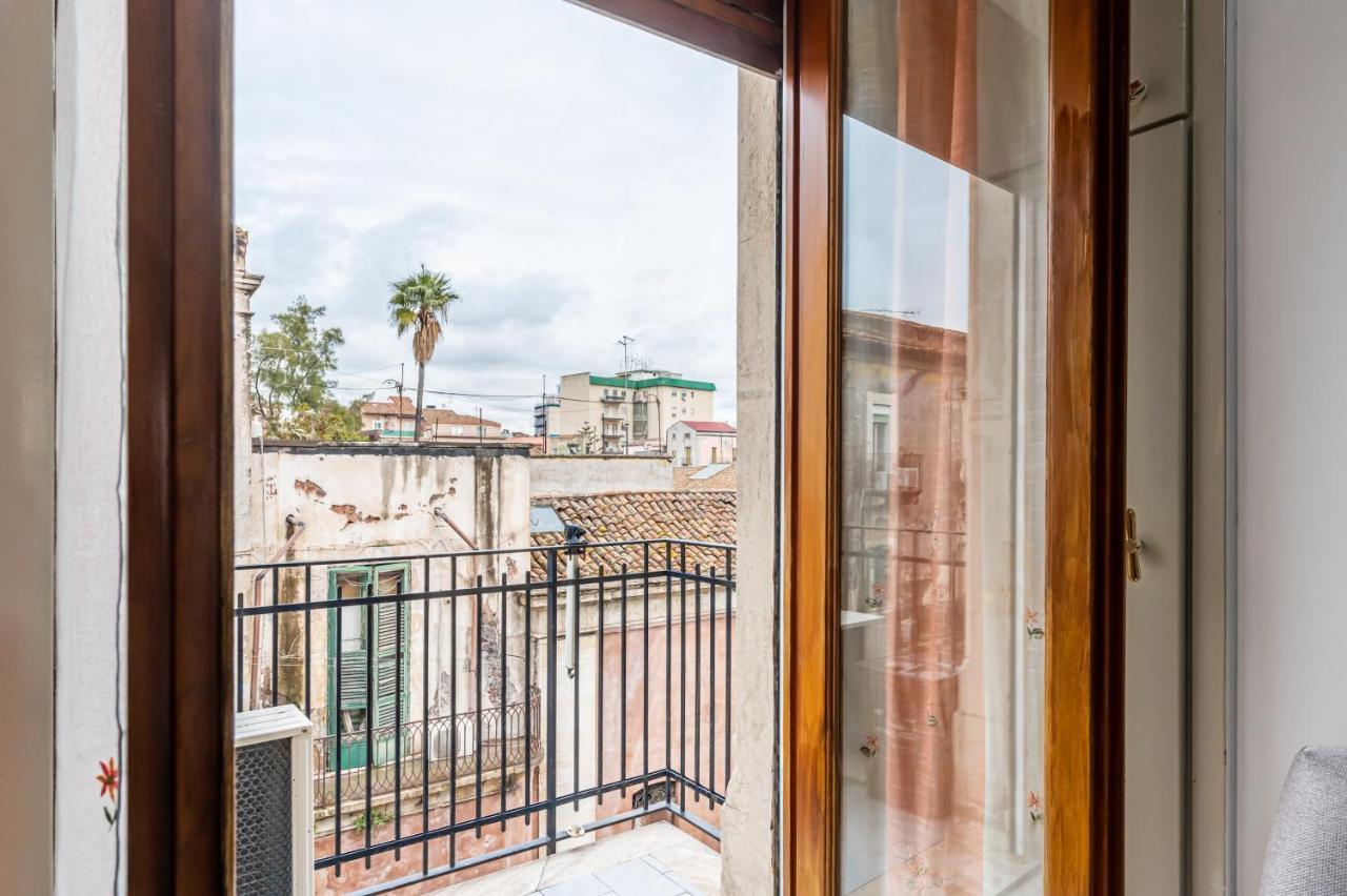 Catania Central And Comfy Apartments Ngoại thất bức ảnh